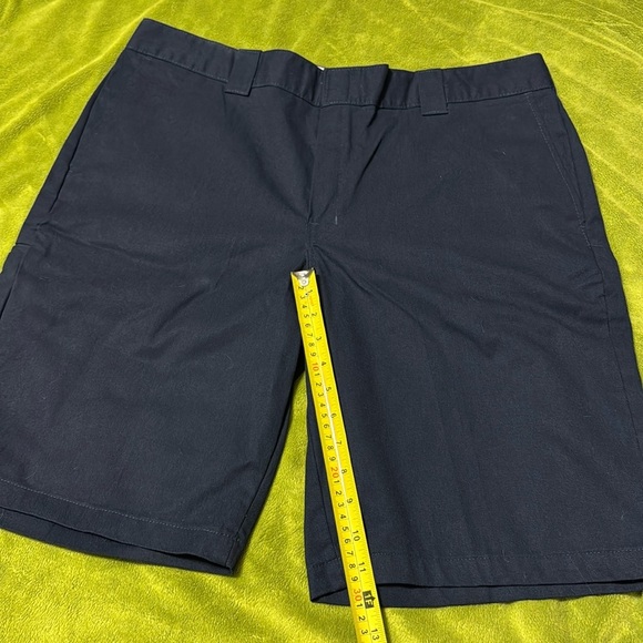 New Dickies Long Flat Front Chino Skater Work Streetwear Shorts 40 Navy - Picture 1 of 5